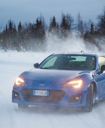 SUBARU-BRZ-lr-52
